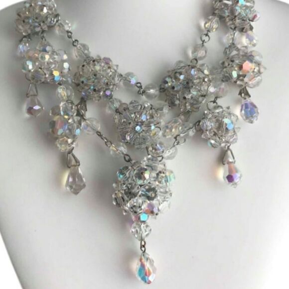 VINTAGE AB CRYSTAL SILVER TONE STATEMENT NECKLACE - Picture 1 of 6